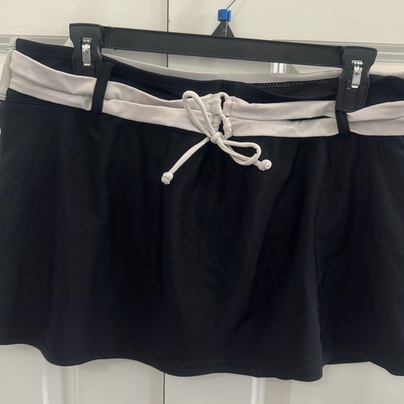 Free country tankini swimsuit with swim shorts sz XL - Picture 3 of 5